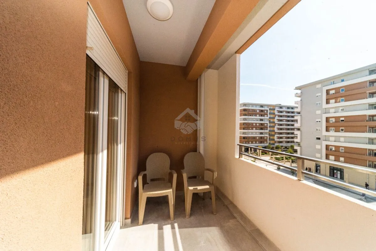 Rent, office space, 67m², Central Point, Podgorica