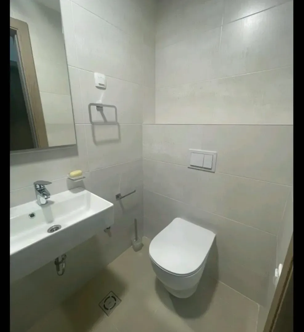 Izdavanje, dvosoban stan, 69m², Master Kvart, Podgorica