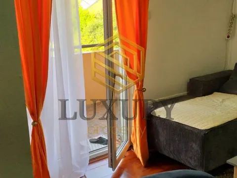 Rent, two bedroom apartment, 70m², Gornja Gorica, Podgorica - image 2