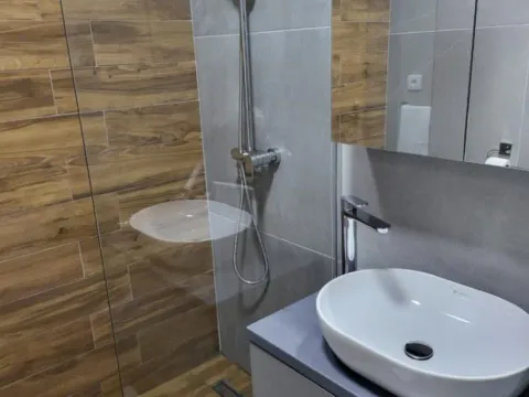 Rent, studio apartment, 30m², Gradiošnica, Tivat - image 5