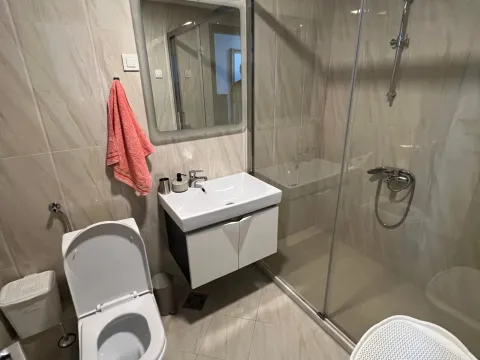 Izdavanje, jednosoban stan, 60m², Centar, Bar - image 12