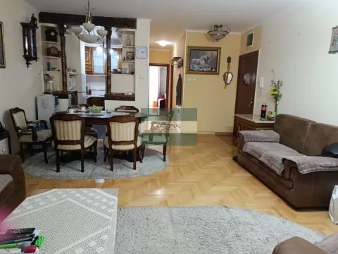 Izdavanje, trosoban stan, 73m², Novi Sad, Srbija - image 3