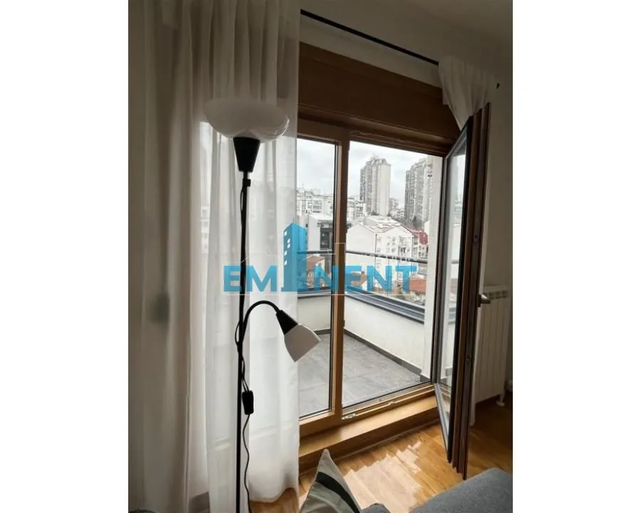 Rent, apartment, 43m², Južni Bulevar, Vračar Sve Podlokacije