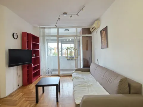 Rent, one bedroom apartment, 51m², Podgorica, Crna Gora - image 1