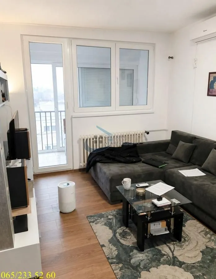 Prodaja, dvosoban stan, 55m², Kanarevo Brdo, Beograd