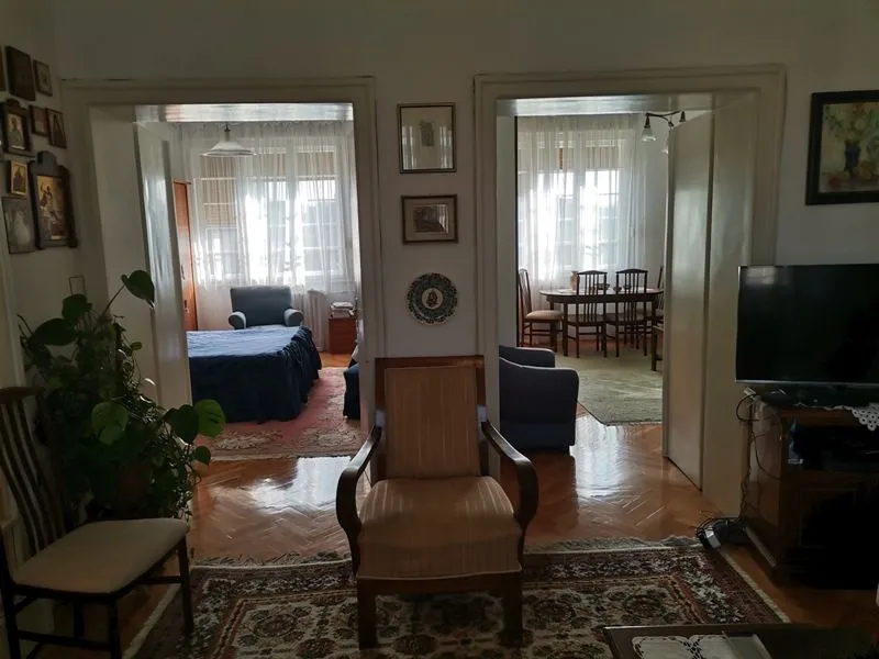 Prodaja, četvorosoban stan, 115m², Stari Grad, Beograd