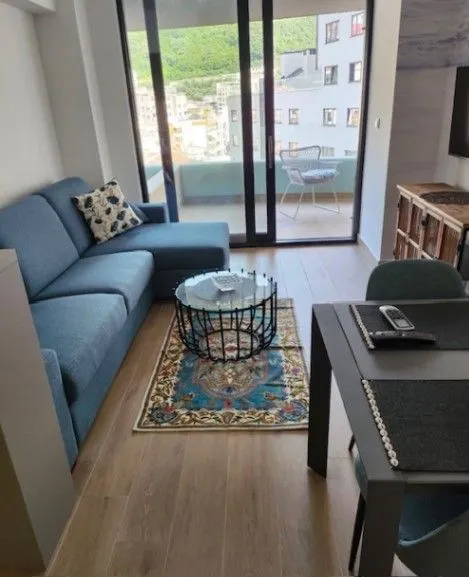 Rent, one bedroom apartment, 50m², Rafailovići, Budva