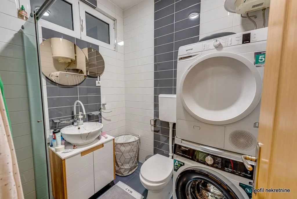 Rent, three bedroom apartment, 82m², Stari Grad, Beograd