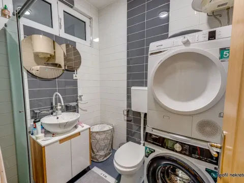 Rent, three bedroom apartment, 82m², Stari Grad, Beograd - image 18