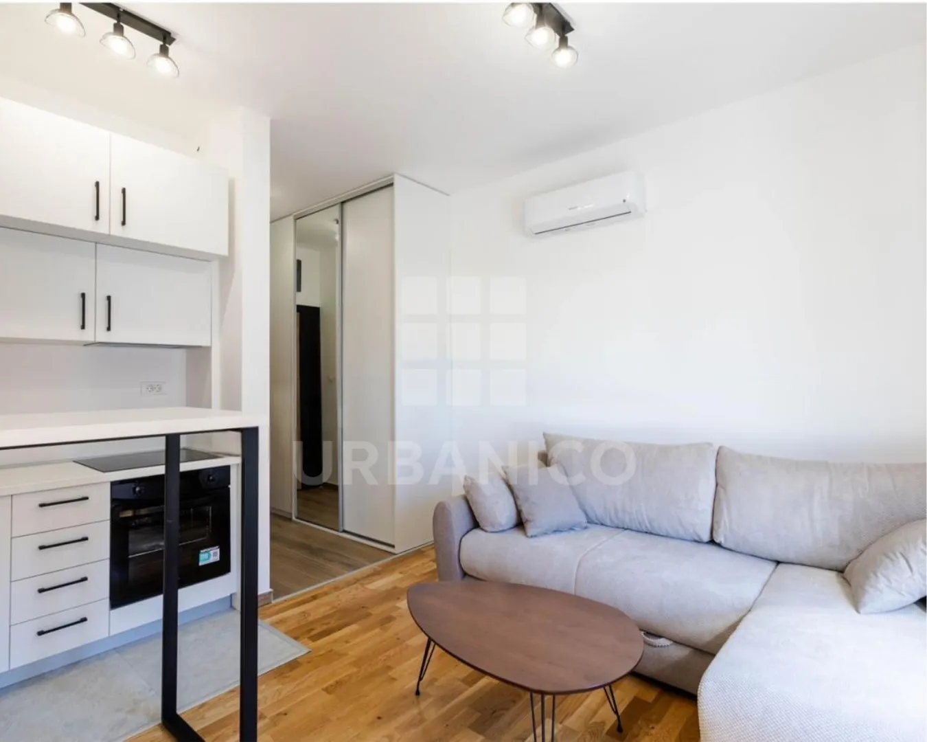 Rent, studio apartment, 21m², Tološi, Podgorica