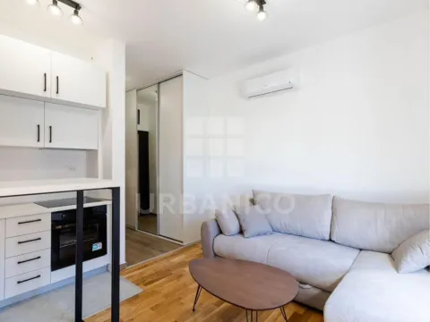 Rent, studio apartment, 21m², Tološi, Podgorica - image 1