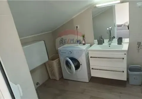 Rent, studio apartment, 75m², Obala Đuraševića, Tivat - image 16