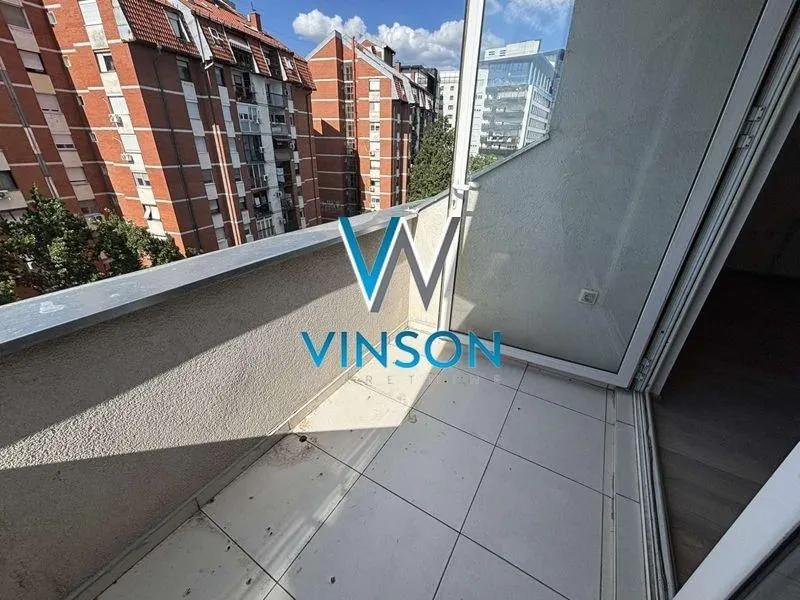 Prodaja, dvosoban stan, 89m², Bulevar Oslobodjenja, Novi Sad Sve Podlokacije