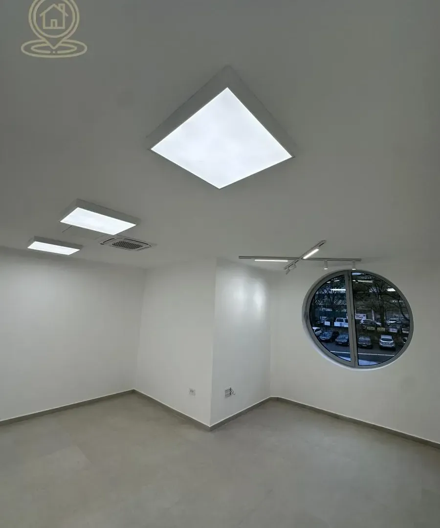 Rent, office space, 95m², Banovo Brdo, Beograd