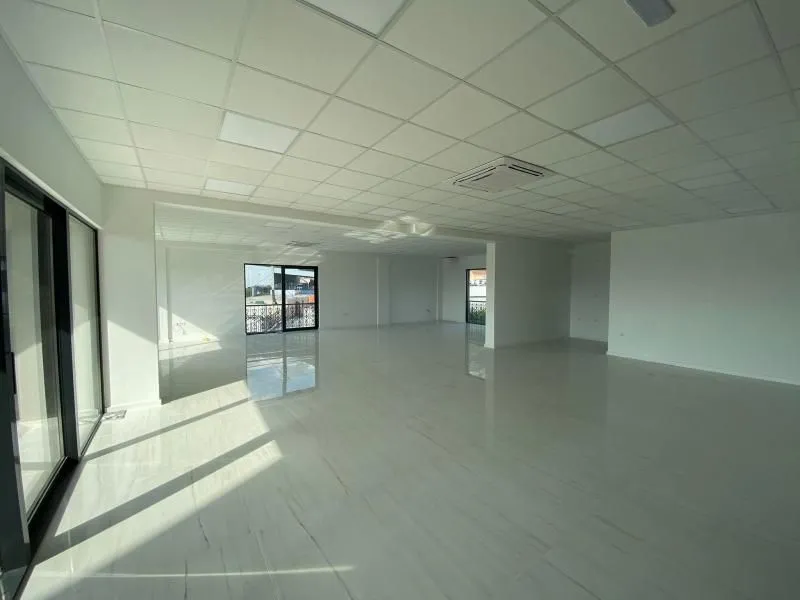 Rent, office space, 153m², Kotor, Crna Gora