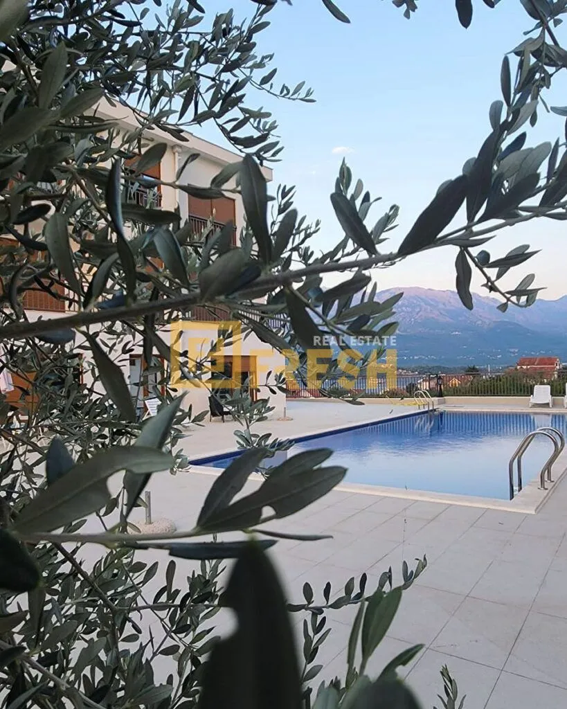 Rent, one bedroom apartment, 51m², Tivat, Crna Gora