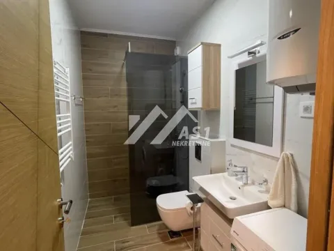 Izdavanje, dvosoban stan, 42m², Centar, Novi Sad - image 8