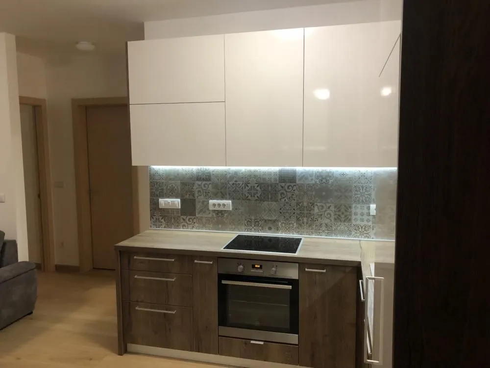 Rent, three bedroom apartment, 68m², Crveni Krst, Beograd