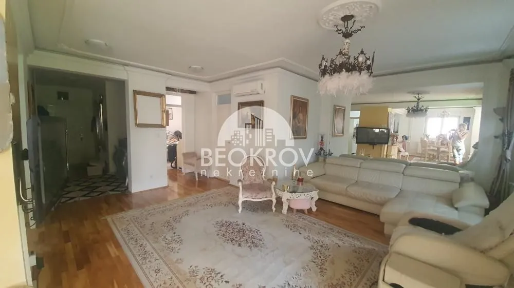 Rent, four bedroom apartment, 150m², Čubura, Beograd