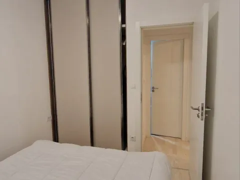 Rent, one bedroom apartment, 40m², City Kvart, Podgorica - image 5