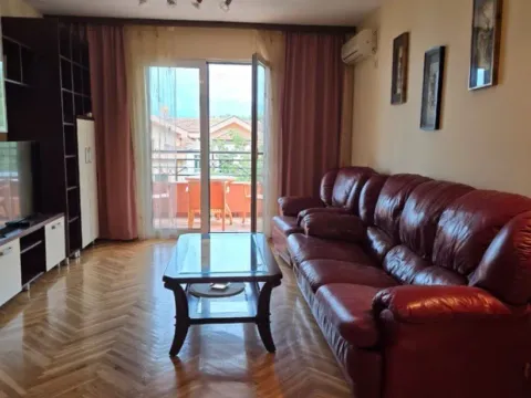 Sale, two bedroom apartment, 82m², Petrovac, Budva - image 2