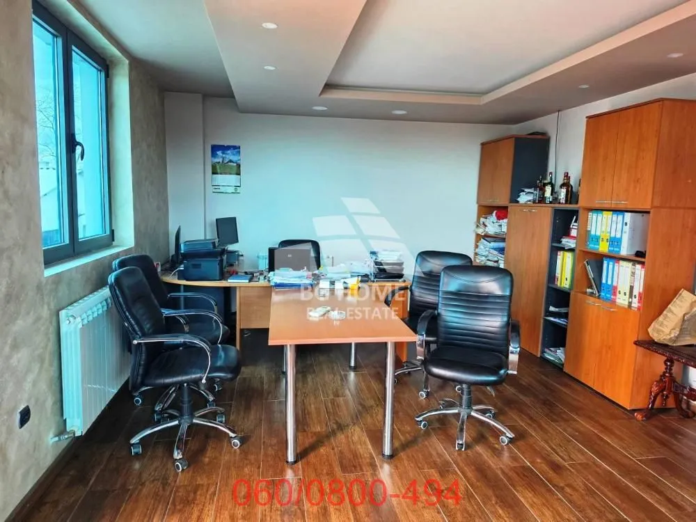 Rent, office space, 500m², Čukarica, Beograd