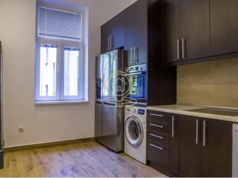 Izdavanje, četvorosoban stan, 100m², Savski Venac, Beograd - image 9