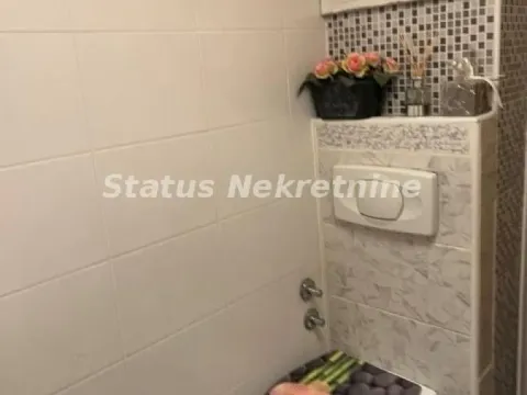 Prodaja, četvorosoban stan, 120m², Novo naselje, Novi Sad - image 16