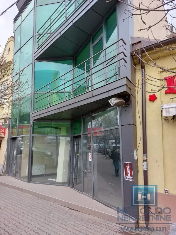Rent, office space, 213m², Centar, Paraćin