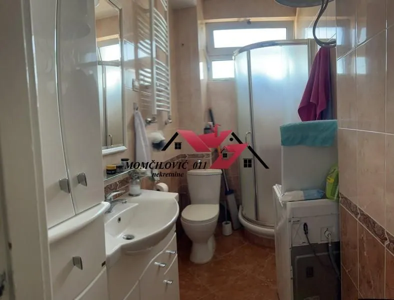 Prodaja, dvosoban stan, 61m², Vračar Sve Podlokacije, Beograd