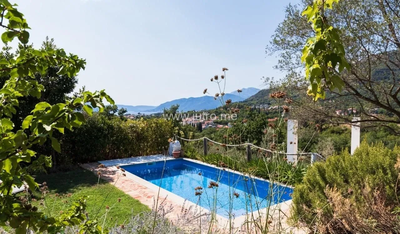 Prodaja, kuća, 158m², Kavač, Kotor