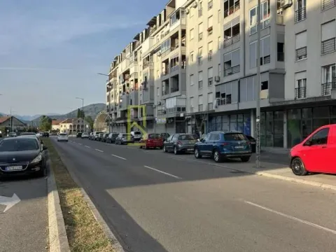 Rent, office space, 30m², Stari Aerodrom, Podgorica - image 3