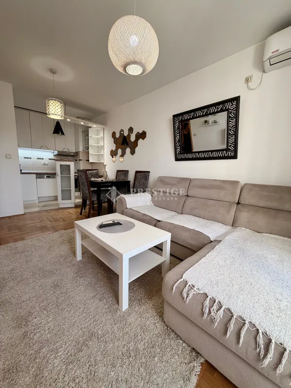 Rent, one bedroom apartment, 45m², Stari Aerodrom, Podgorica