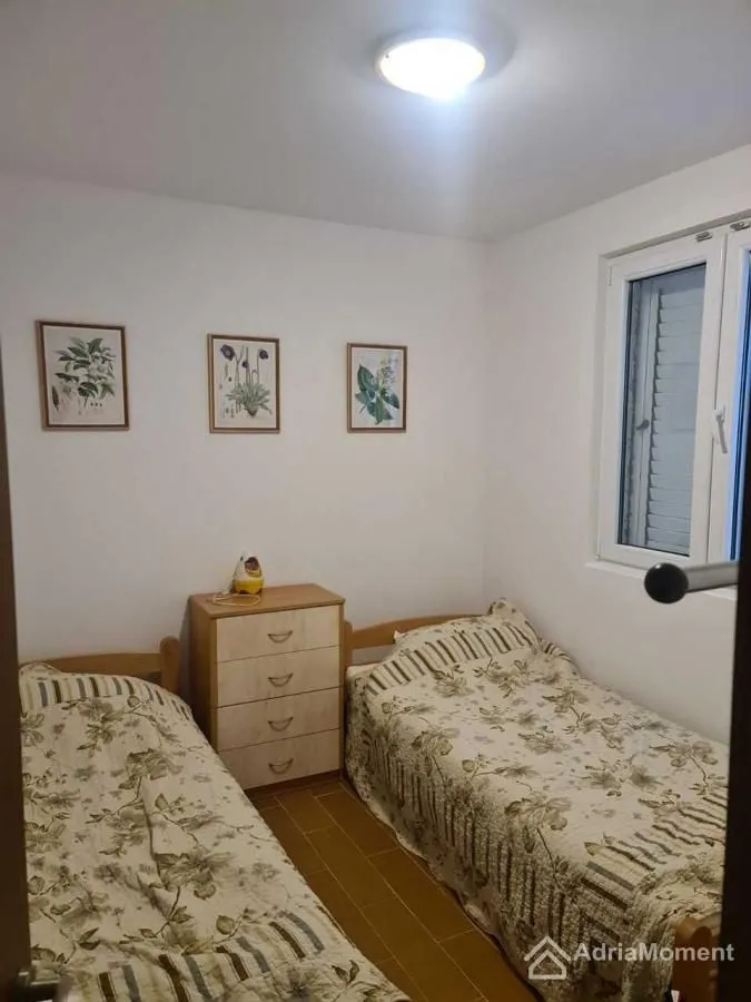 Prodaja, dvosoban stan, 56m², Prčanj, Kotor
