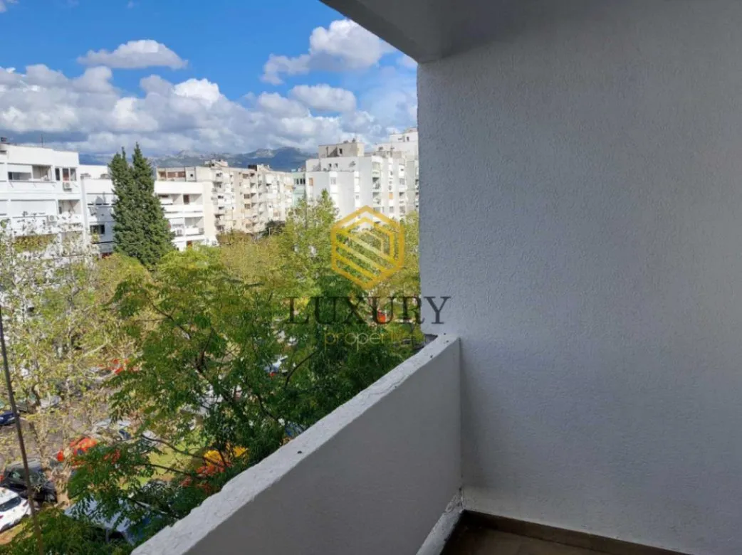 Prodaja, jednosoban stan, 50m², Gintaš, Podgorica