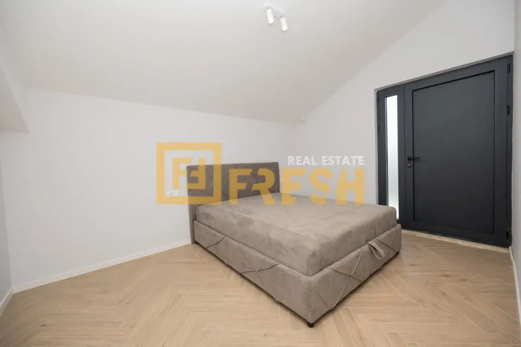 Rent, house, 214m², Stara Varoš, Podgorica