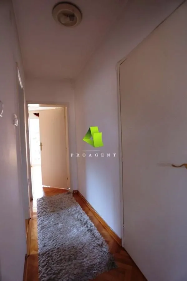 Prodaja, kuća, 350m², Pantelej, Niš