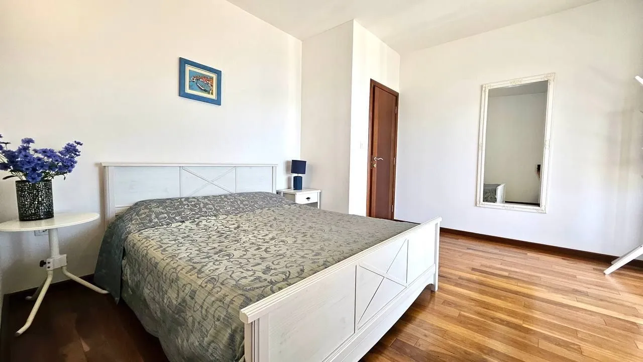 Prodaja, dvosoban stan, 90m², Donja Lastva, Tivat