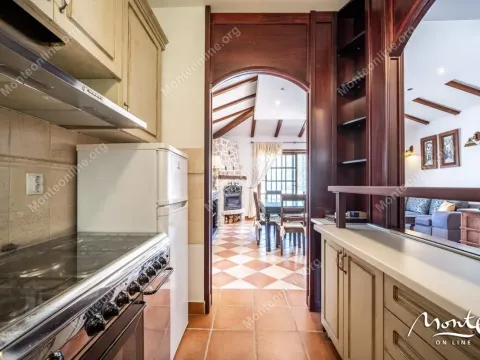 Sale, two bedroom apartment, 92m², Kostanjica, Kotor - image 17