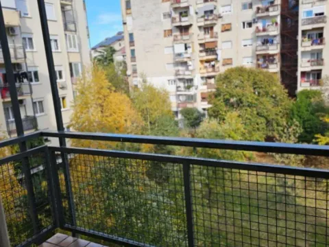 Izdavanje, jednosoban stan, 46m², Blok 6, Podgorica - image 5