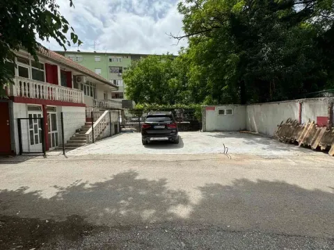 Prodaja, kuća, 164m², Podgorica, Crna Gora - image 9