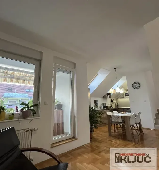 Sale, four bedroom apartment, 77m², Bulevar patrijarha Pavla, Novi Sad Sve Podlokacije
