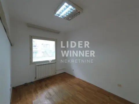 Prodaja, trosoban stan, 70m², Vukov Spomenik, Zvezdara Sve Podlokacije - image 8