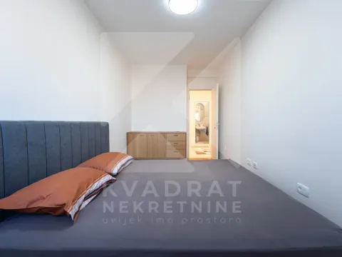 Izdavanje, dvosoban stan, 73m², Central Point, Podgorica - image 10