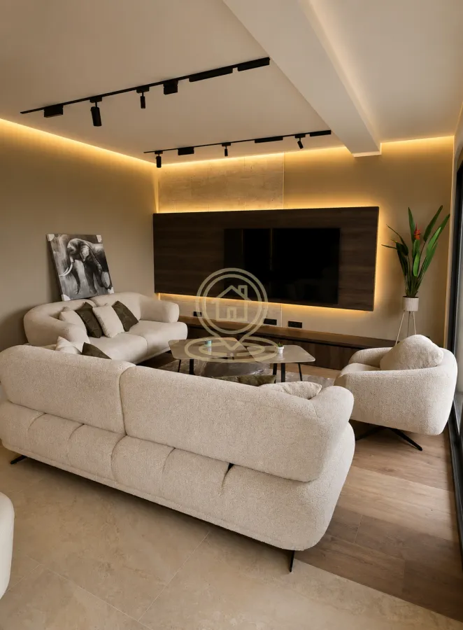Izdavanje, trosoban stan, 82m², Olimp, Zvezdara Sve Podlokacije