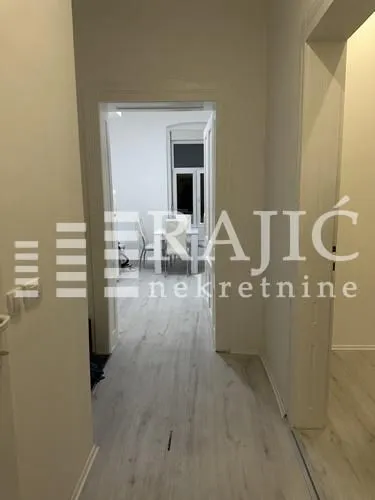 Rent, two bedroom apartment, 51m², Vračar Sve Podlokacije, Beograd