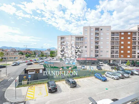 Izdavanje, dvosoban stan, 63m², Stari Aerodrom, Podgorica - image 4