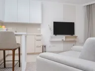 Izdavanje, garsonjera, 32m², Budva, Crna Gora - image 7