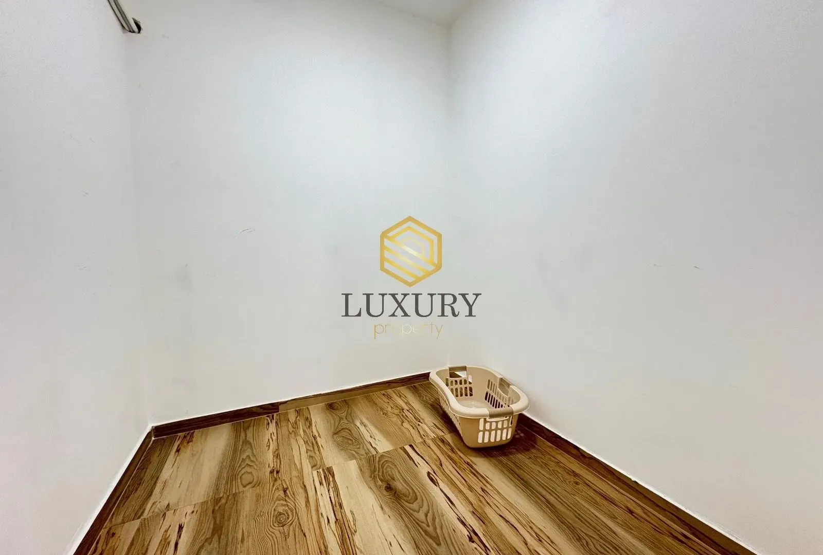 Rent, house, 170m², Zagorič, Podgorica
