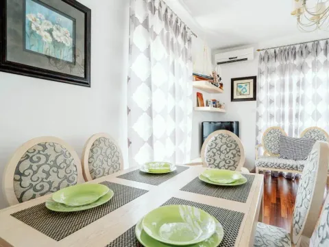 Sale, two bedroom apartment, 76m², Budva, Crna Gora - image 10